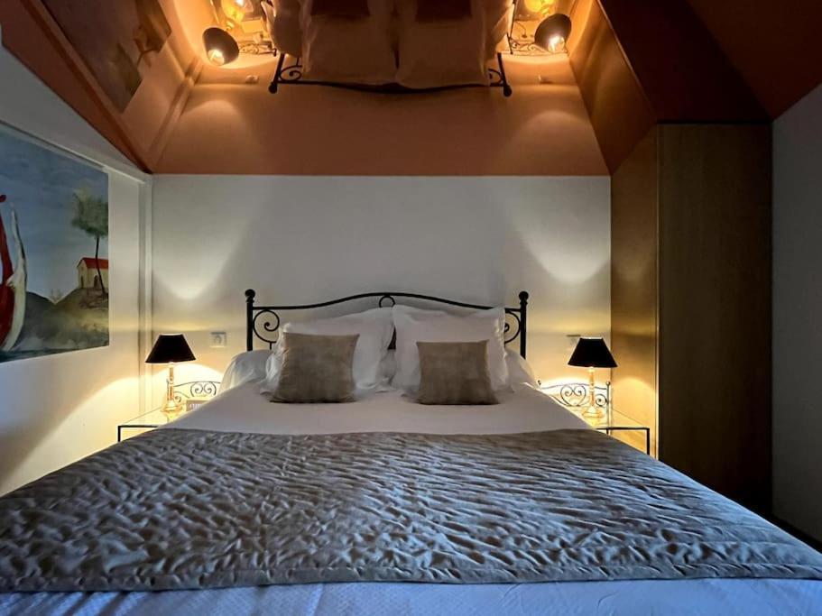 Gite De Charme 5 Etoiles Pour Couple Avec Sauna Et Jacuzzi Exterieurs Privatifs Peaugres Exterior photo