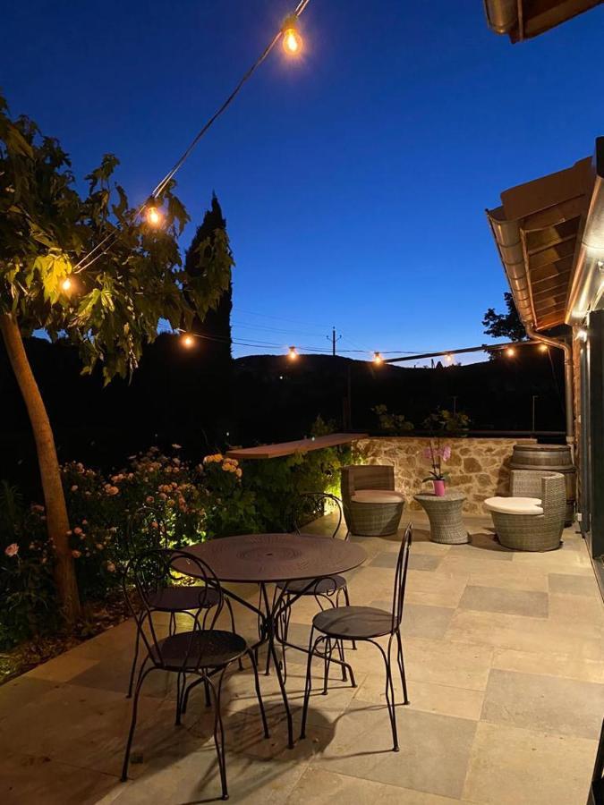 Gite De Charme 5 Etoiles Pour Couple Avec Sauna Et Jacuzzi Exterieurs Privatifs Peaugres Exterior photo